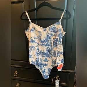 Cider Jacquard Toile de Jouy Blue and White Bodysuit NWT Size Large